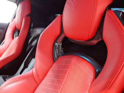 Used 2025 Chevrolet Corvette Z06 RWD image 34