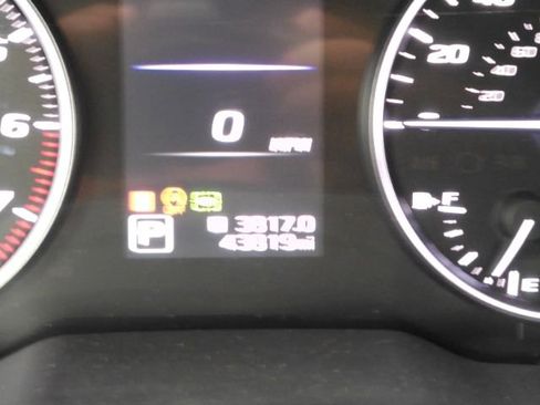 Used 2020 Subaru Outback Limited image 38