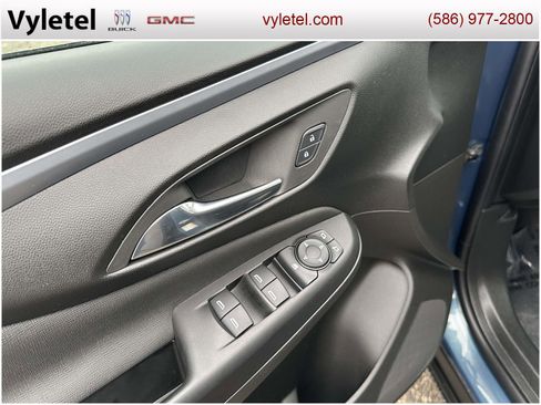 Used 2024 Buick Envista Preferred image 15