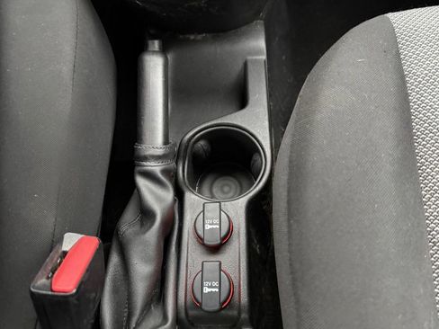 Used 2017 RAM ProMaster City Tradesman FWD image 20
