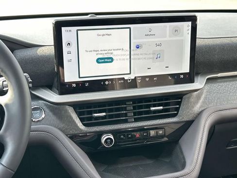 New 2026 Ford Explorer Platinum image 14