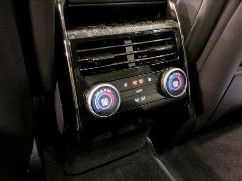 Used 2025 Land Rover Range Rover Sport Autobiography AWD/4WD image 10
