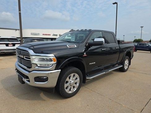 Certified 2021 RAM 2500 Laramie AWD/4WD image 3