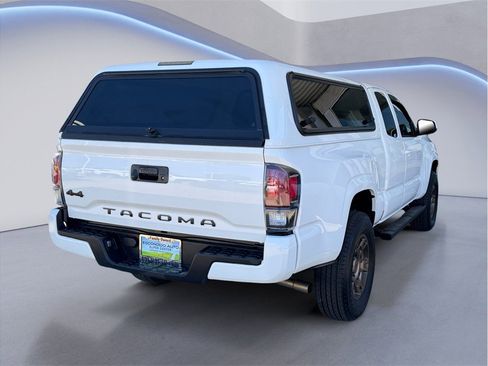 Used 2023 Toyota Tacoma SR AWD/4WD image 6