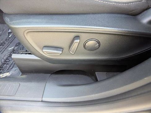 Used 2022 Ford Escape SE w/ Convenience Package image 17