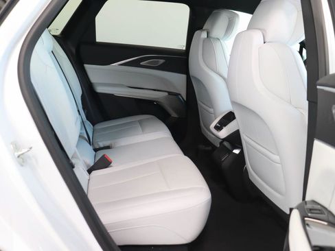 Used 2024 Cadillac Lyriq Luxury w/ LPO, Floor Liner Package RWD image 18