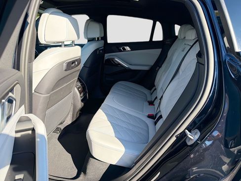 Used 2026 BMW X6 xDrive40i image 22