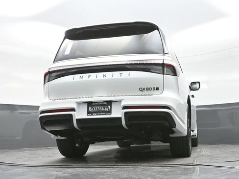 New 2026 INFINITI QX80 4WD w/ Sport Exterior Package image 27