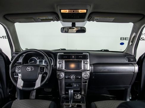 Used 2014 Toyota 4Runner SR5 image 23
