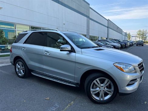 Used 2012 Mercedes-Benz ML 350 BlueTEC 4MATIC image 14