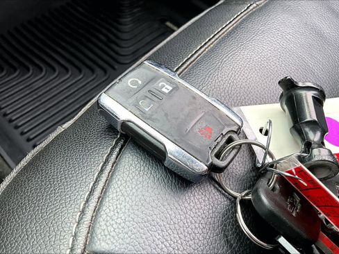 Used 2018 Chevrolet Colorado ZR2 image 14