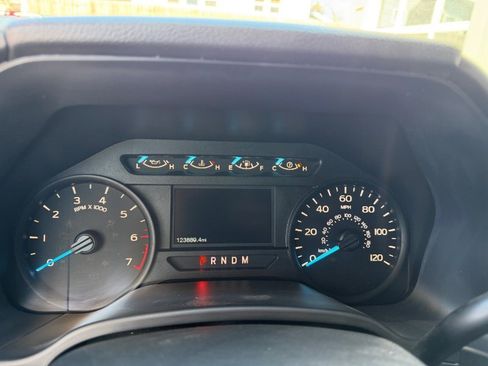Used 2018 Ford F150 XL w/ Equipment Group 101A Mid AWD/4WD image 2
