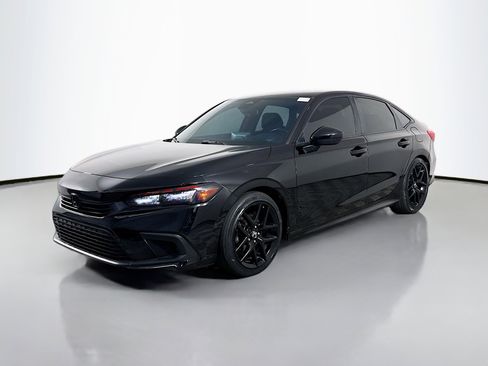 Used 2022 Honda Civic Sport image 4