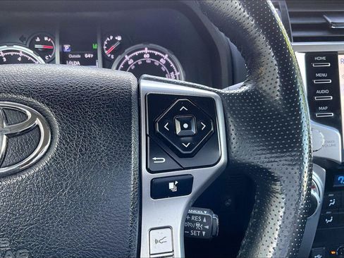Used 2023 Toyota 4Runner Limited AWD/4WD image 17