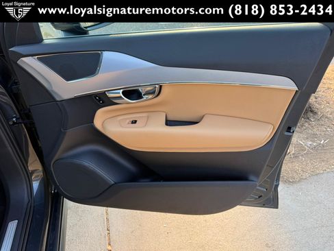 Used 2017 Volvo XC90 T6 Momentum w/ Vision Package AWD/4WD image 39
