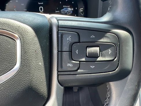 Used 2022 GMC Yukon Denali AWD/4WD image 13