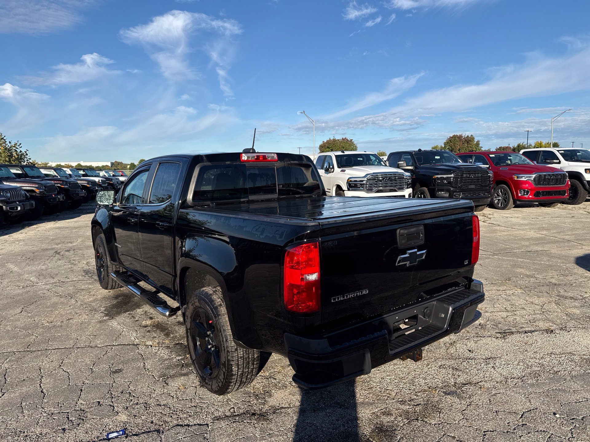 Used 2016 Chevrolet Colorado LT w/ Midnight Edition AWD/4WD image 8