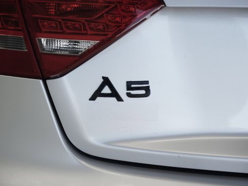 Used 2010 Audi A5 2.0T Premium Plus image 37