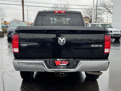 Used 2019 RAM 1500 Classic SLT image 14