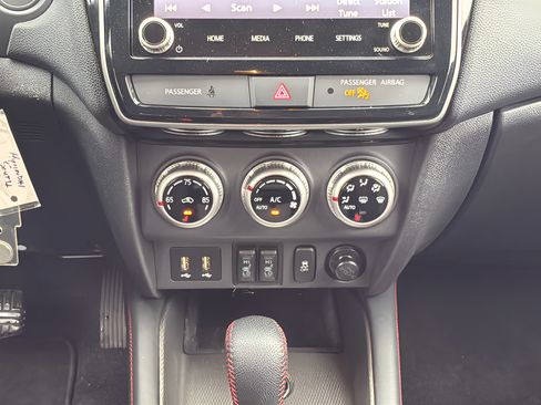 Used 2023 Mitsubishi Outlander Sport LE AWD/4WD image 20