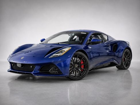New 2026 Lotus Emira SE RWD image 3