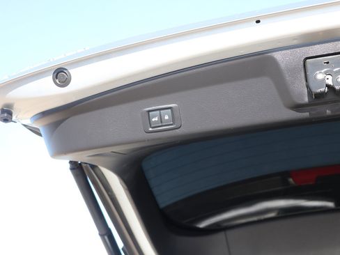 Used 2023 Mitsubishi Outlander SE FWD image 31