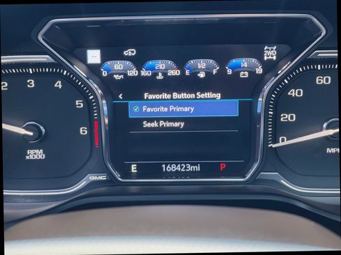 Used 2021 GMC Yukon Denali w/ Denali Ultimate Package AWD/4WD image 31