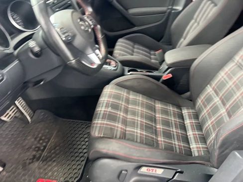 Used 2014 Volkswagen GTI Wolfsburg Edition image 39