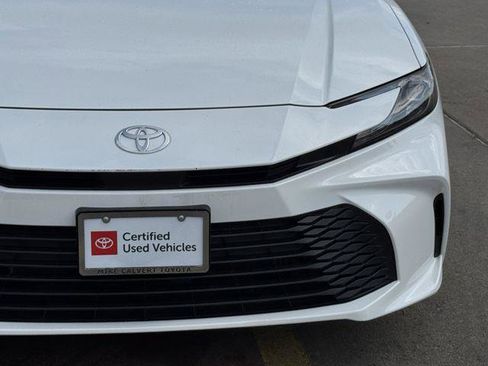 Certified 2025 Toyota Camry LE image 4