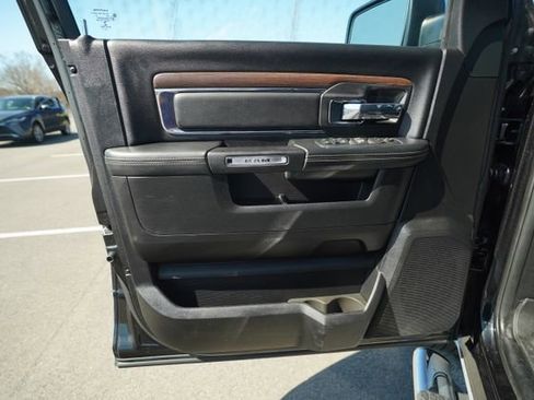 Used 2016 RAM 1500 Laramie w/ Convenience Group image 14