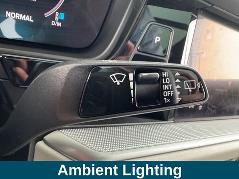 Used 2024 Porsche Cayenne image 14