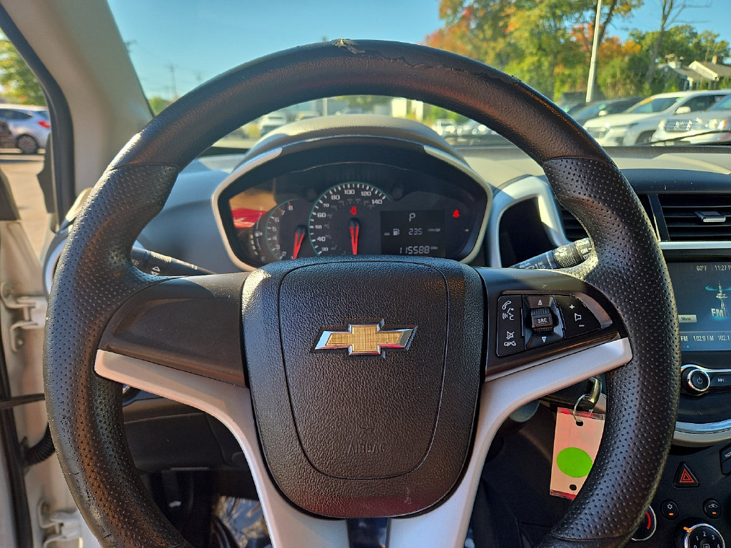 Used 2017 Chevrolet Sonic LT FWD image 22