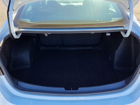 Used 2024 Chevrolet Malibu LT image 32