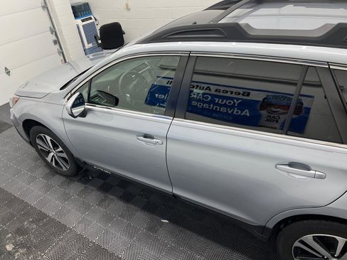 Used 2019 Subaru Outback 2.5i Limited image 16