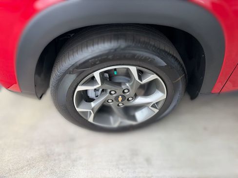 New 2026 Chevrolet Trax LT w/ Driver Confidence Package FWD image 10