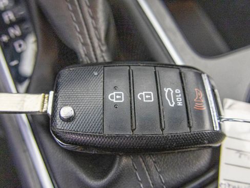 Used 2019 Kia Optima LX w/ LX 17" Wheel Package image 27