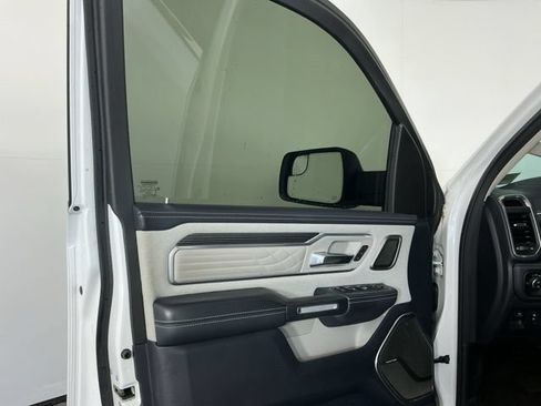 Used 2022 RAM 1500 Limited AWD/4WD image 9