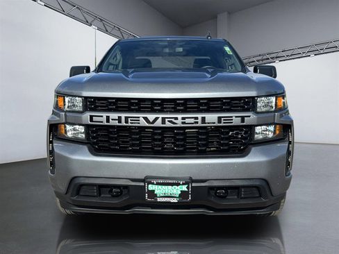 Used 2019 Chevrolet Silverado 1500 Custom w/ Custom Value Package AWD/4WD image 11