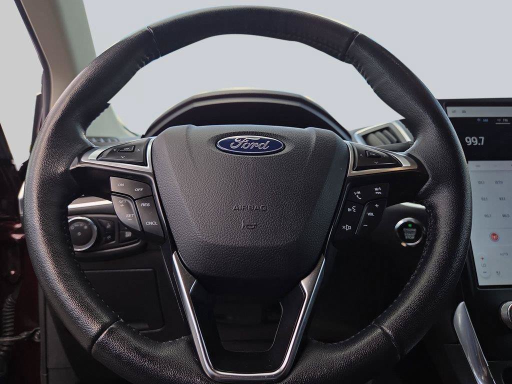Used 2024 Ford Edge Titanium AWD/4WD image 11