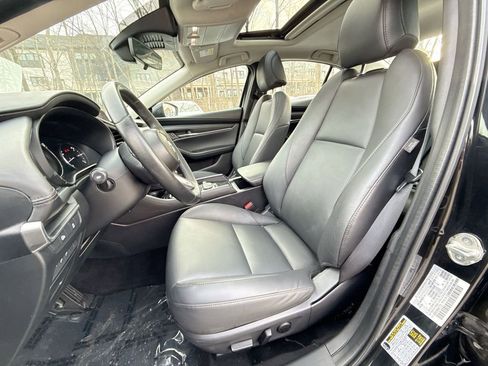 Used 2024 MAZDA MAZDA3 s image 13