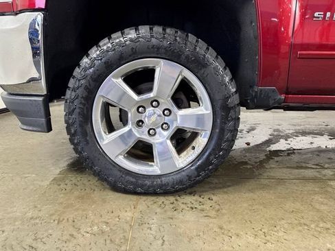 Used 2017 Chevrolet Silverado 1500 LT w/ All Star Edition AWD/4WD image 10