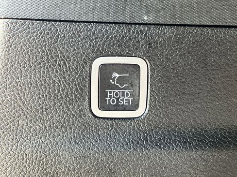 Used 2024 Jeep Wagoneer L Series II w/ Flexible Seating Group image 26