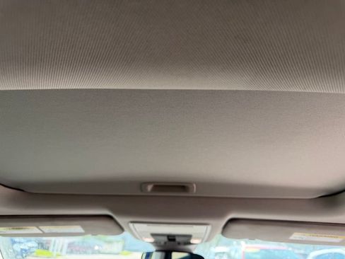 Used 2023 Honda CR-V EX image 19
