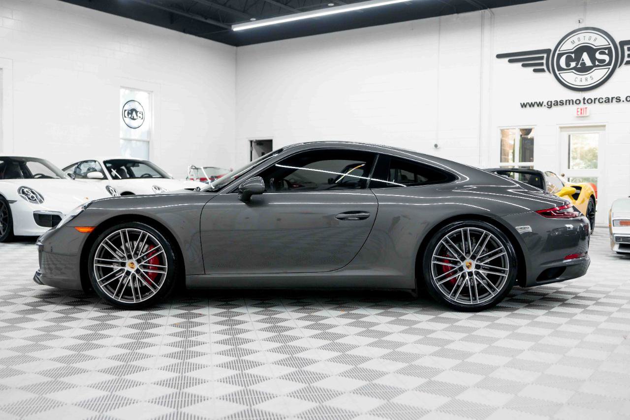 Used 2018 Porsche 911 Carrera S RWD image 10