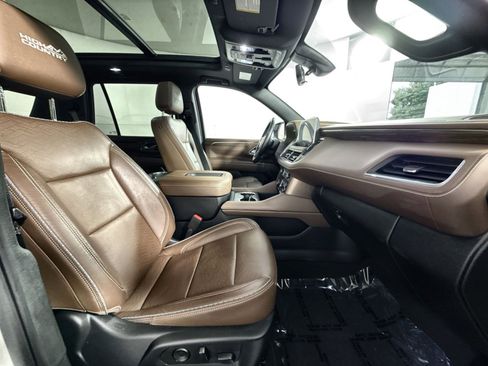 Used 2022 Chevrolet Tahoe High Country image 28