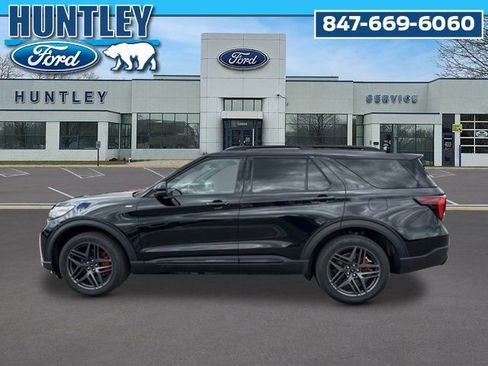 Used 2025 Ford Explorer ST-Line w/ Premium Package AWD/4WD image 7