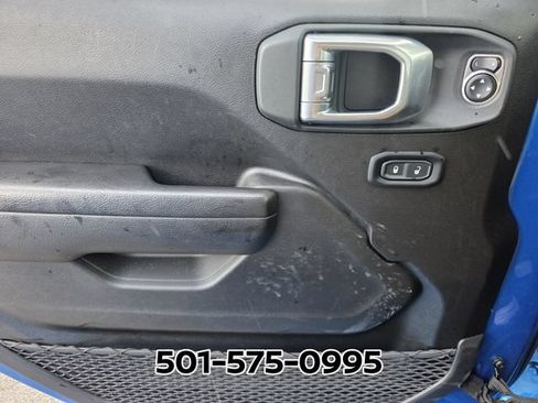 Used 2023 Jeep Gladiator Sport AWD/4WD image 36