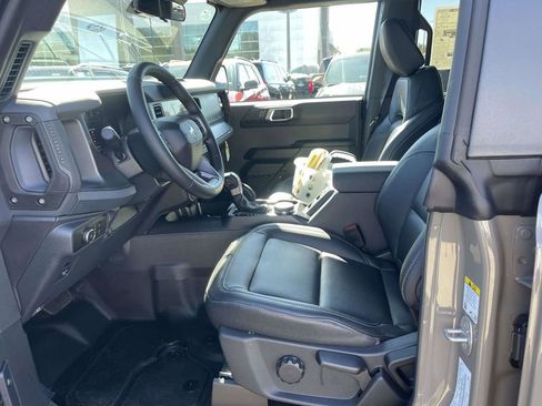 New 2025 Ford Bronco Big Bend w/ Black Diamond Package image 17