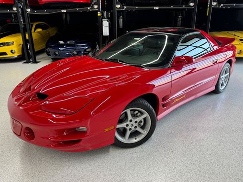 Used 2002 Pontiac Firebird Trans Am w/ SLP Firehawk Pkg RWD image 2