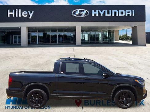 Used 2023 Honda Ridgeline Black Edition image 3